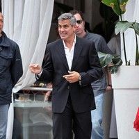 George Clooney on the set of a Mercedes Benz E300 L advert photos | Picture 78312